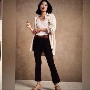 NWT BR High Rise Crop Bootcut Jean Size 27 Dark Blue Premium Denim